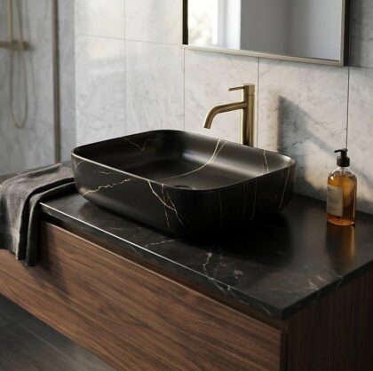 The Marble-Effect Countertop Basin - Matte Black & Gold - Ceramic
