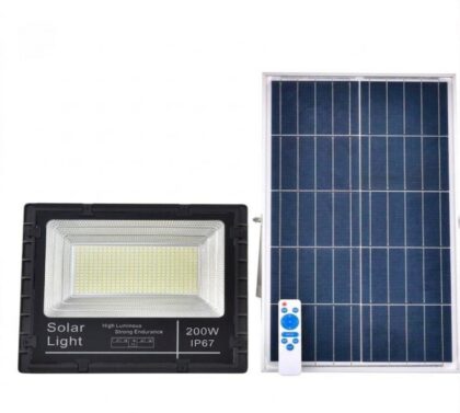 Solar Floodlight With Long Lasting LiFePO4 Battery